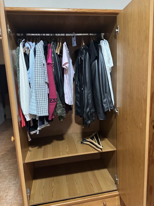 Guarda Roupas - Roupeiro