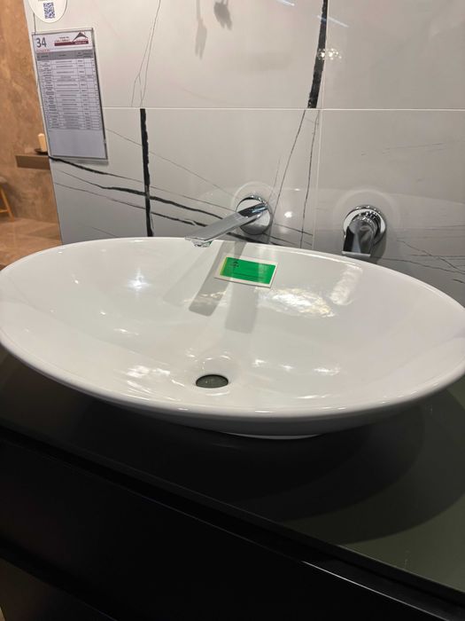 Umywalka nablatowa Neck 63x45 biała 8045