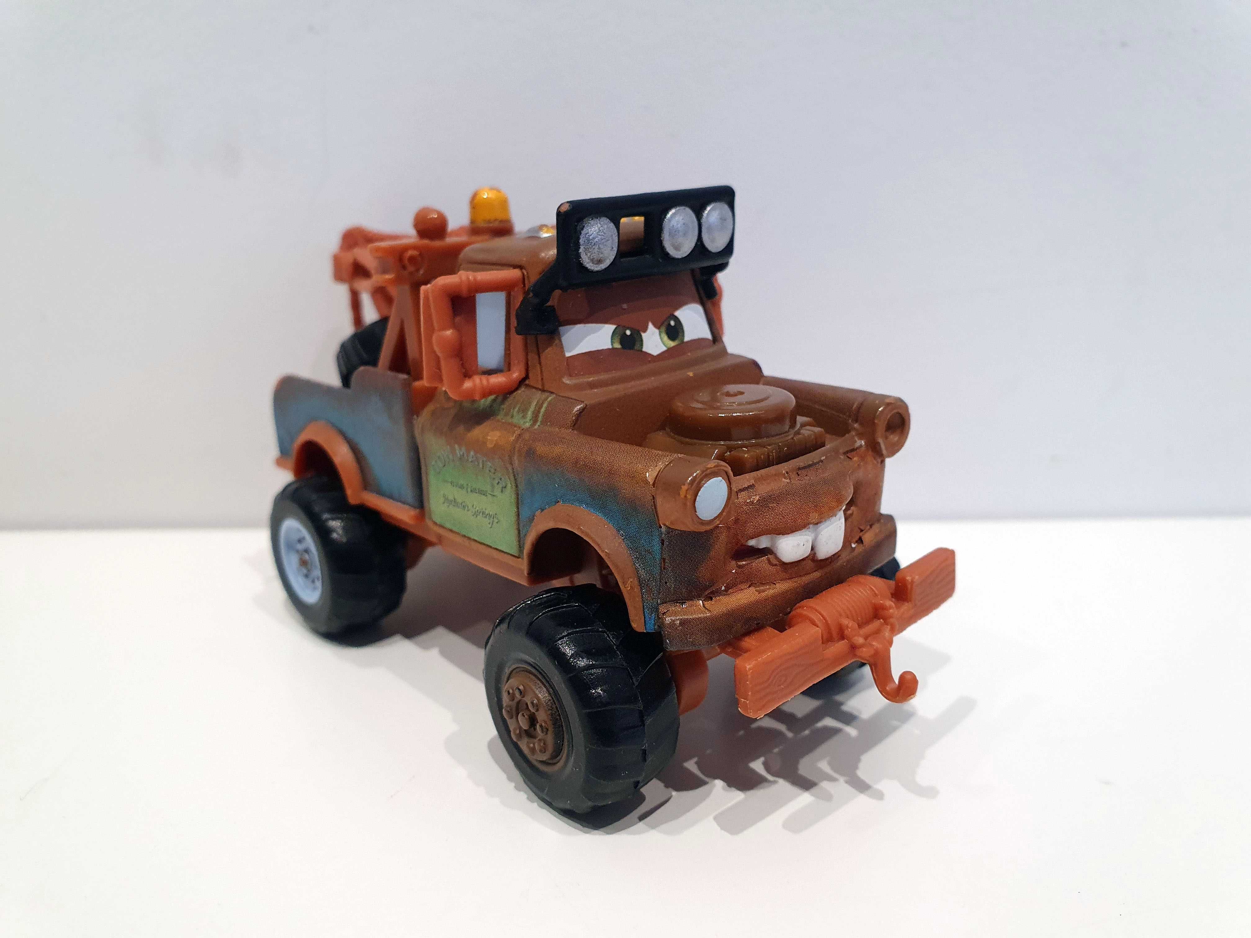 Mattel Disney Pixar Auta Cars Terenowy Złomek Off Road CBJ44