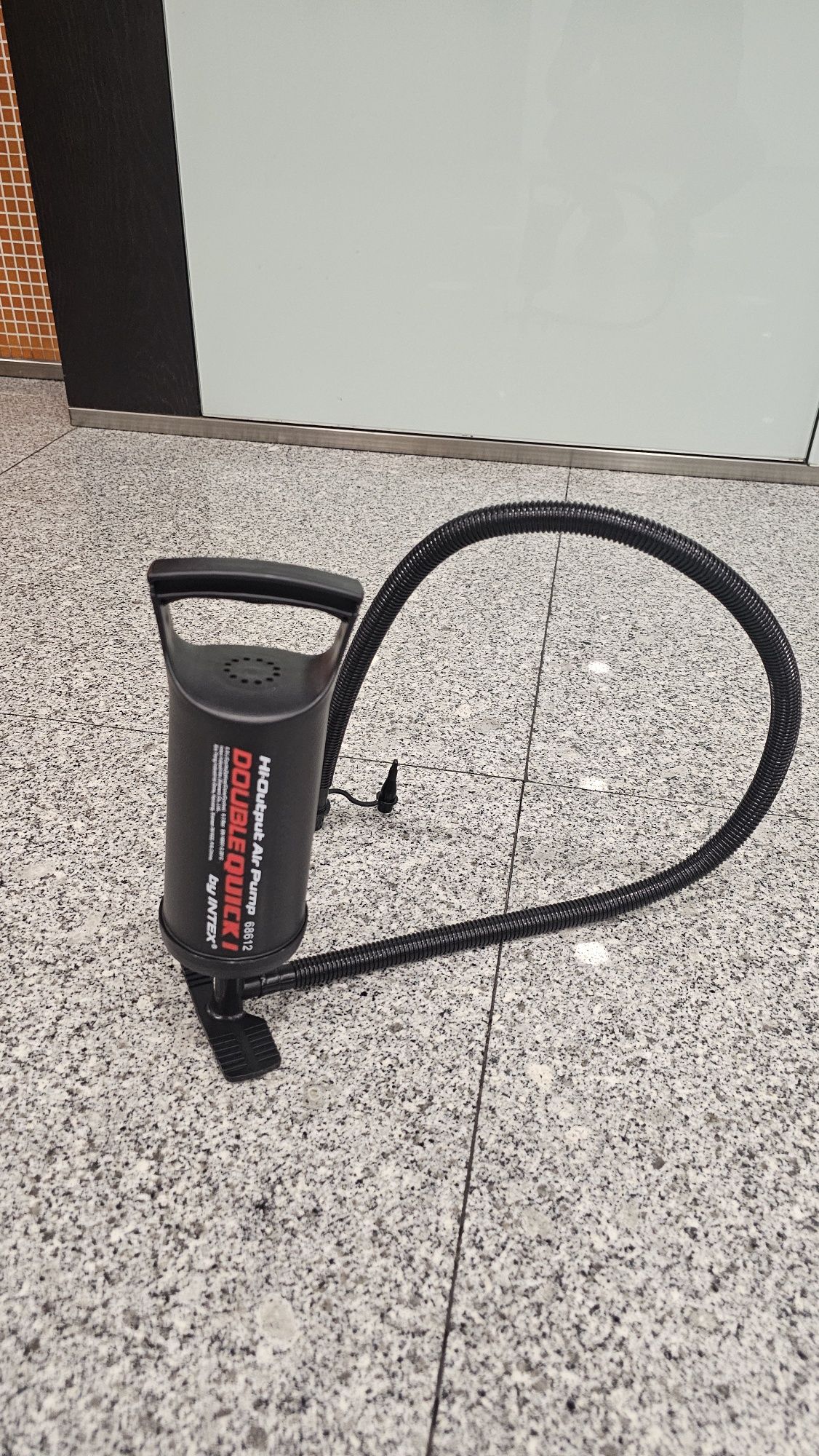 Bomba ar manual intex
