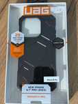 UAG Monarch PRo - Iphone 15 PRO