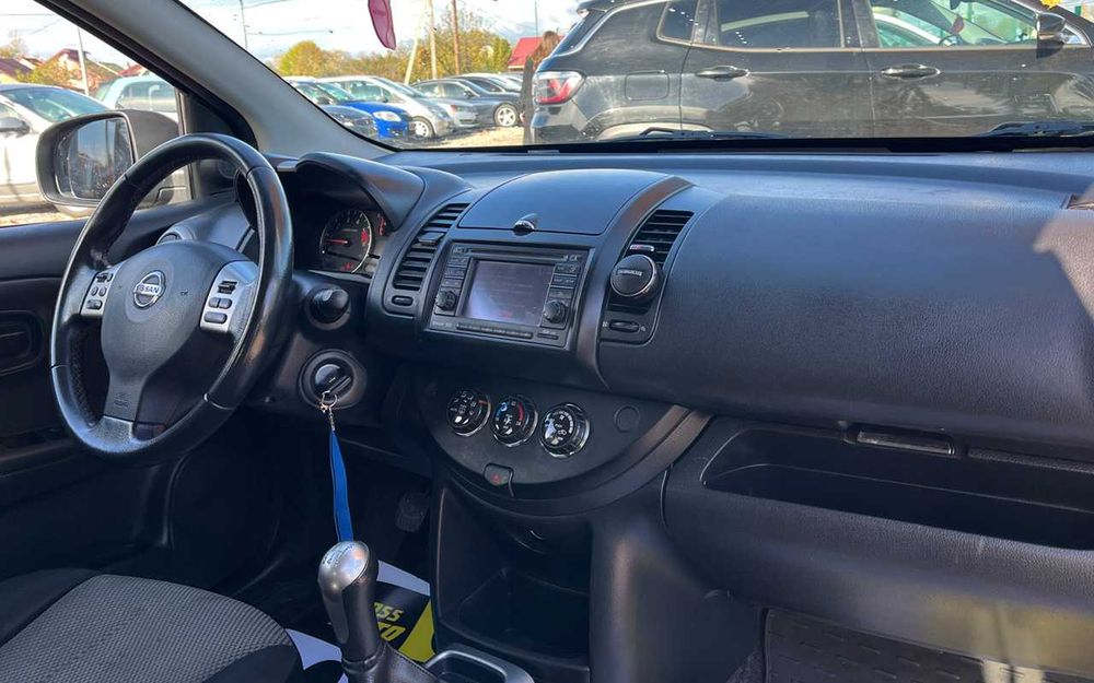 Nissan Note 2011