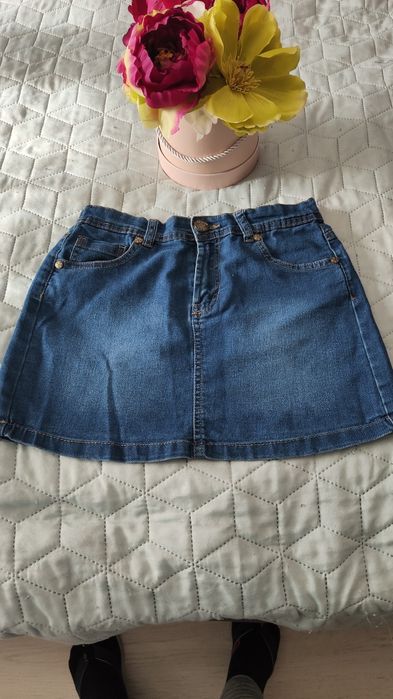 Spódniczka jeansowa na gumce rozmiar 140