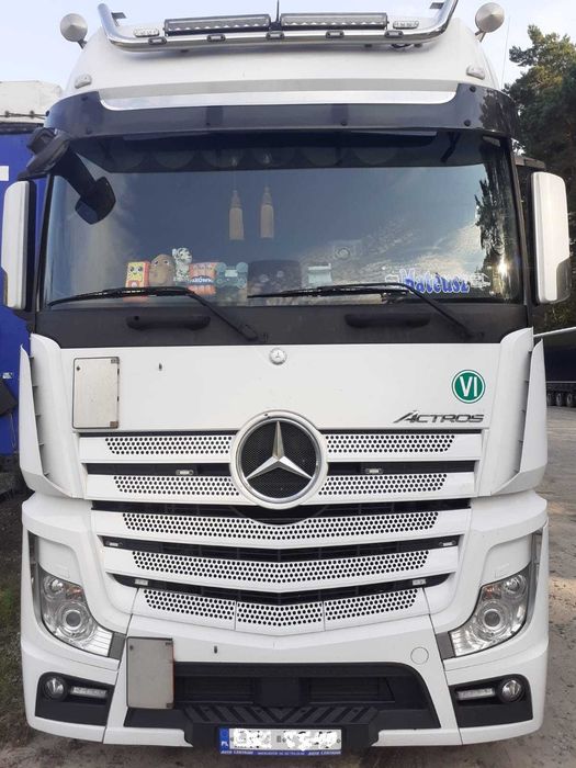 MERCEDES-BENZ 2017r GigaSpace