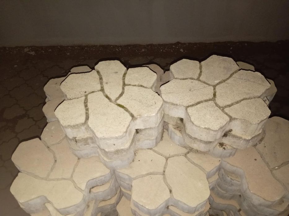 Monoryt piaskowy kostka brukowa