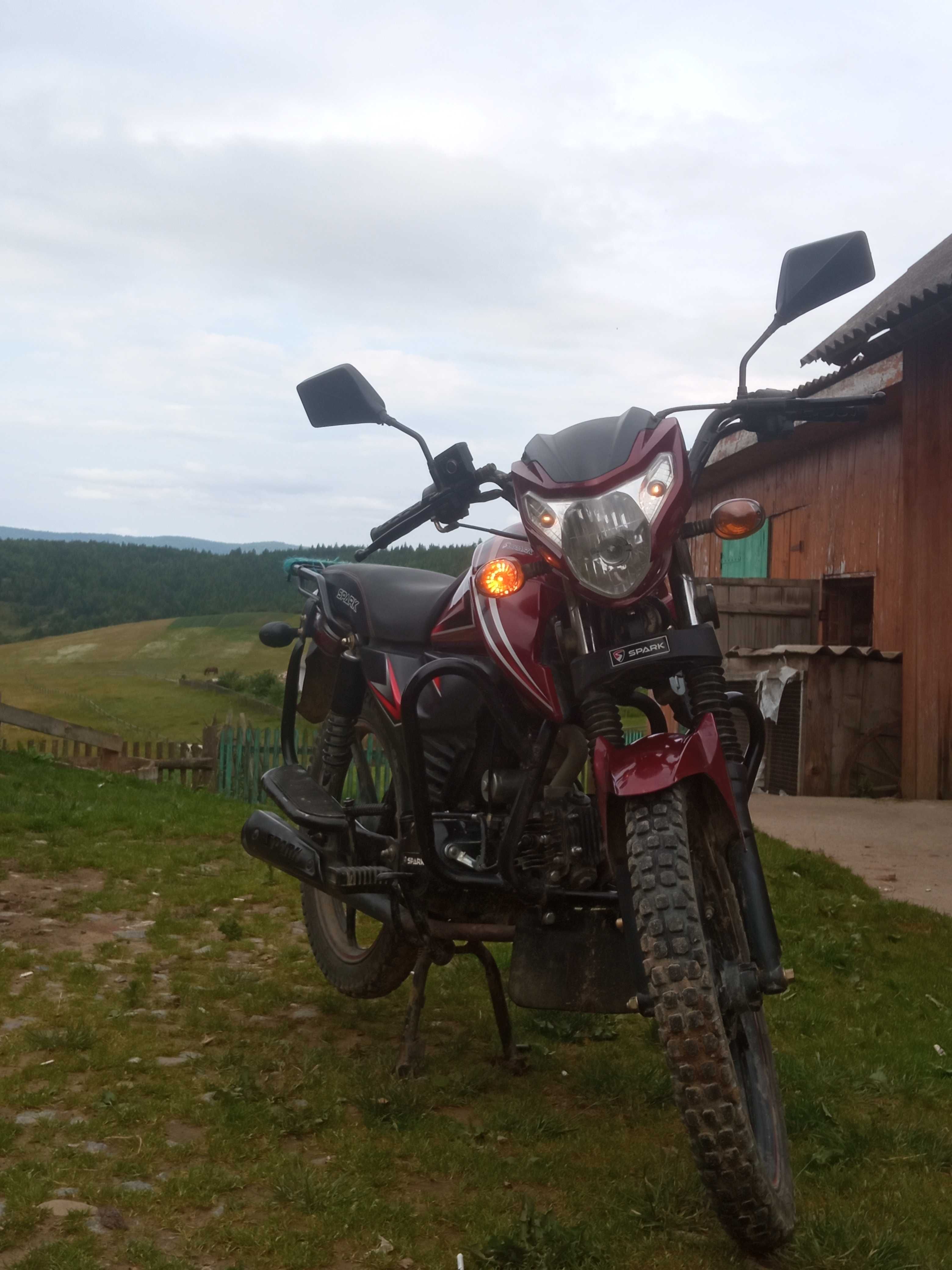 Продаю спарк 125 кубівповному ходу вигляд нового
