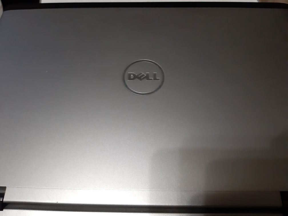 Ноутбук Dell Vostro 3350