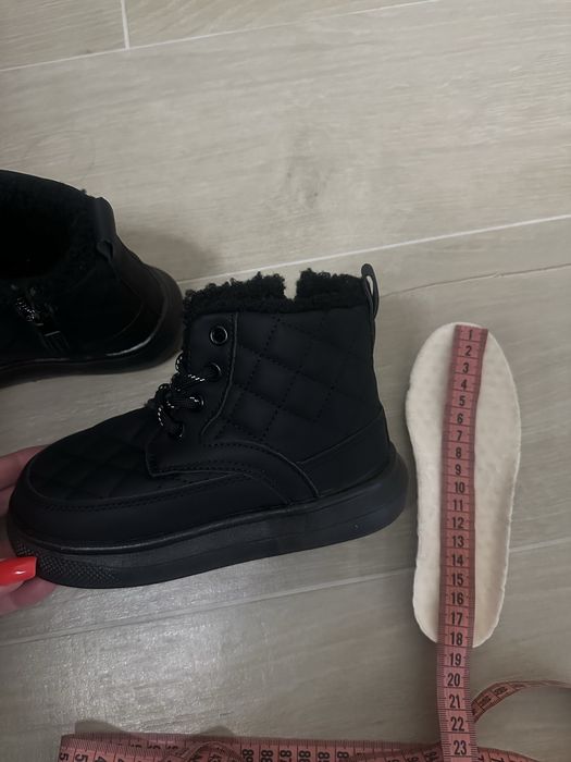 Чоботи, ботинки, сапоги, чобітки. 30р