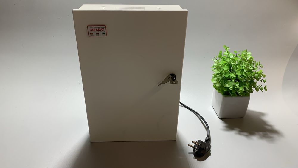 ДБЖ Faraday Electronics 85W UPS+Акб 18Ah (Wifi / камер спостереження)