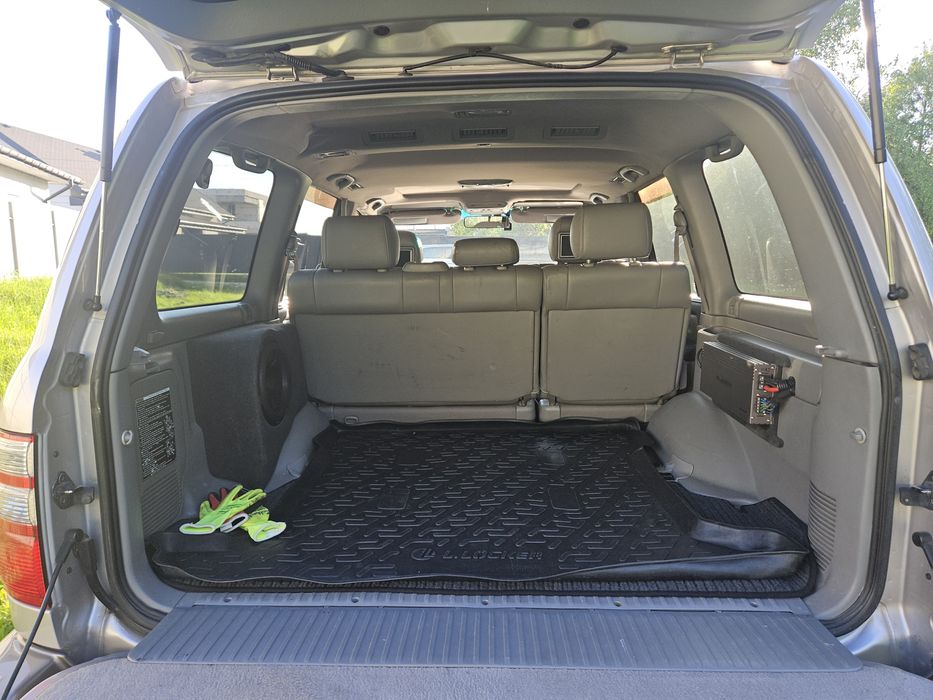 Toyota Land cruiser 100, 2004 року