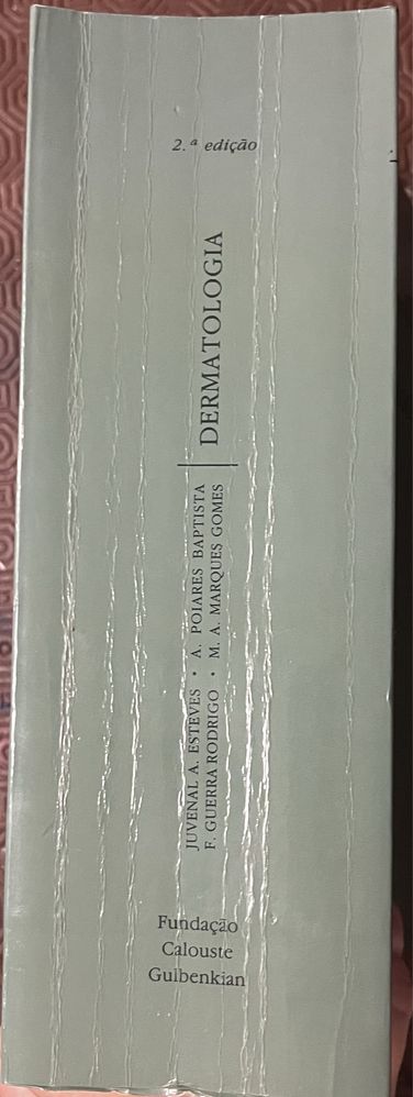 Livro Dermatologia F. Calouste Gulbenkian