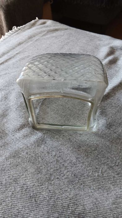 Pojemnik do kąpieli dla małych ptaków