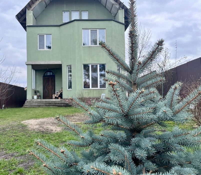 Продаж добротного будинку з частковим ремонтом у Вишгороді!