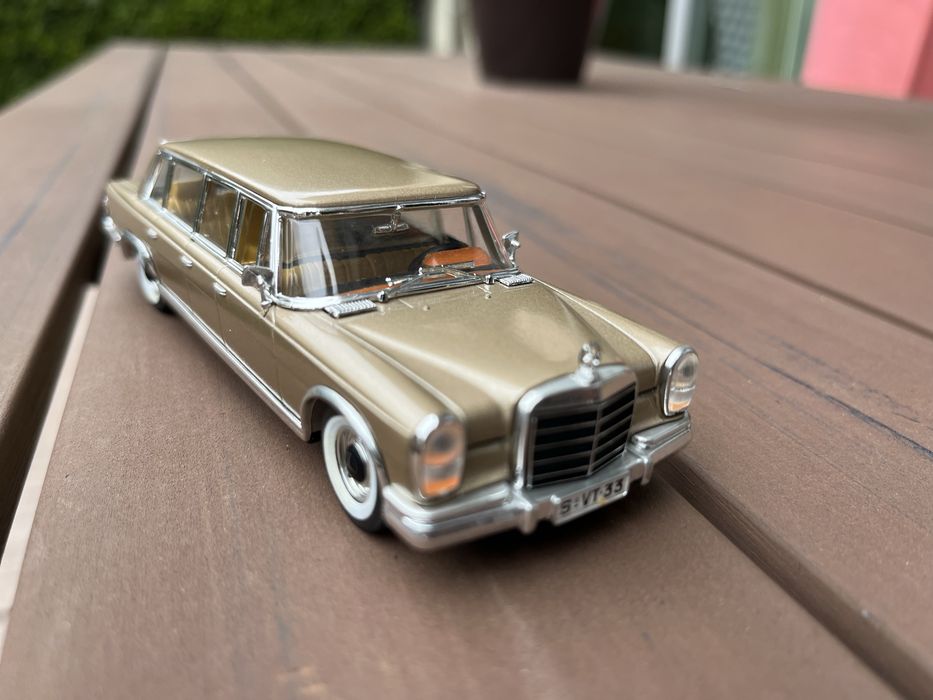 Vitesse 1:43 Gold Metallic 1965 Mercedes-Benz Pullman 600