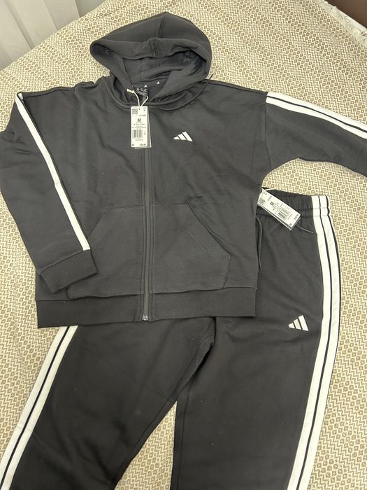 Теплий жіночий костюм адідас ,оригінал!