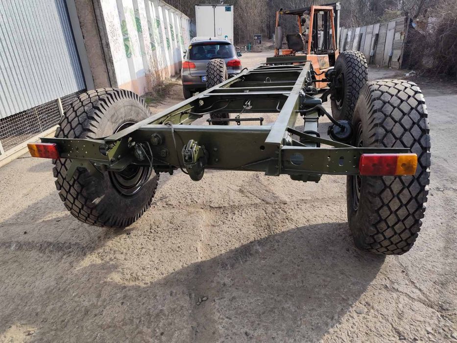 Причіп шасі платформа електростанції встановлення МАЗ.