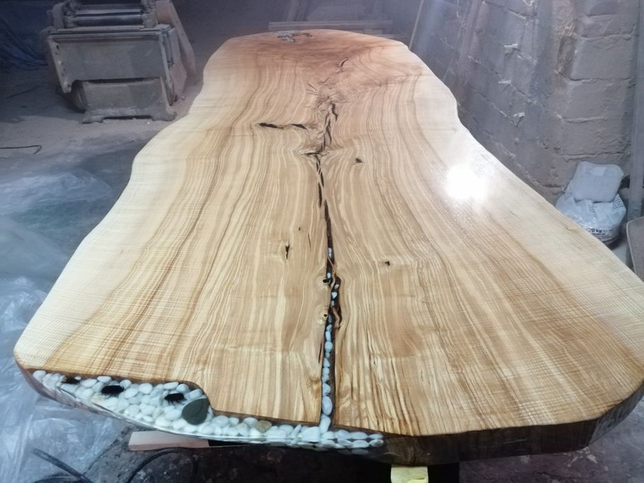 Stół z monolitu 320x110x7 biurko stolik kawowy jesion live edge oak