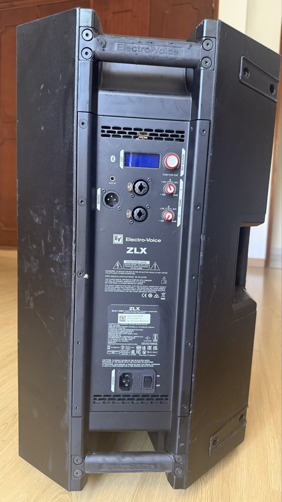 ZLX 15BT 1000w powered speaker