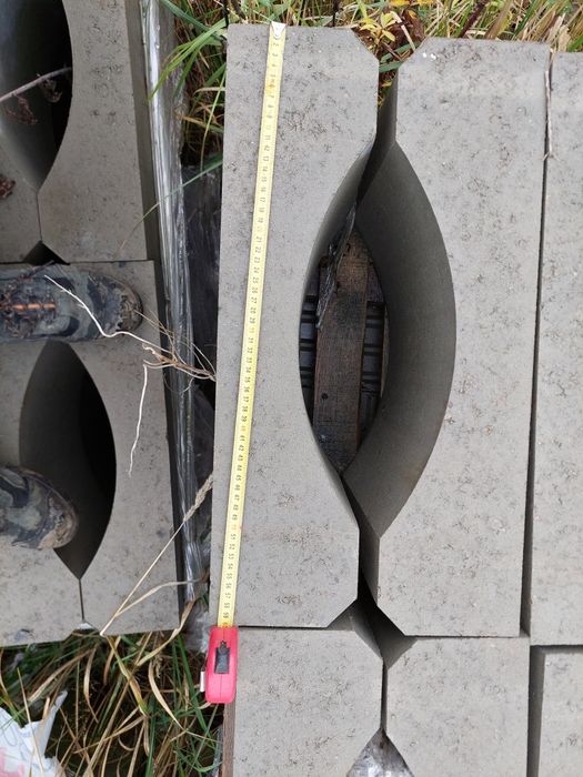 Płytki chodnikowe betonowe 40x40x8, korytka betonowe ściekowe 60x33x15