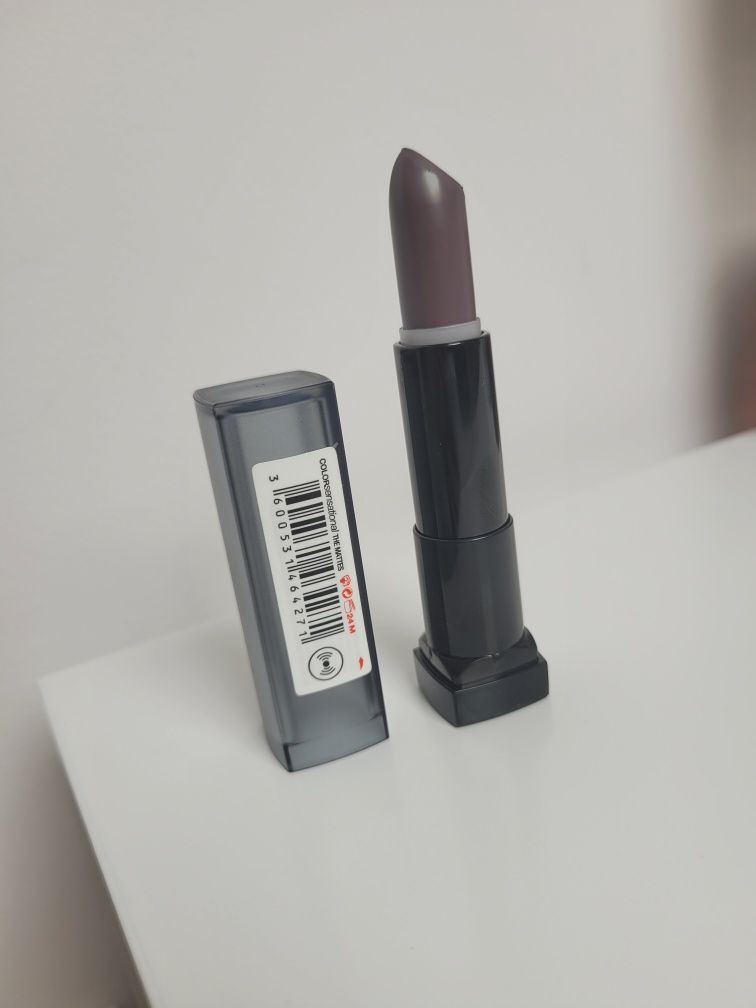 Maybelline nowa pomadka szminka 30 concrete jungle