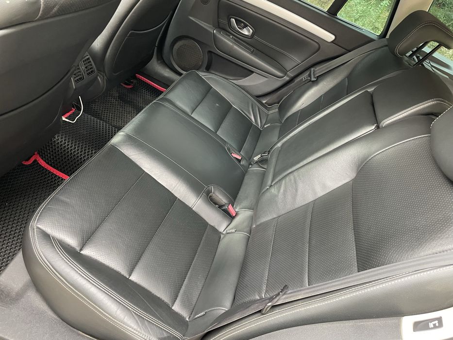 Renault Laguna 3 2.0 дизель Автомат