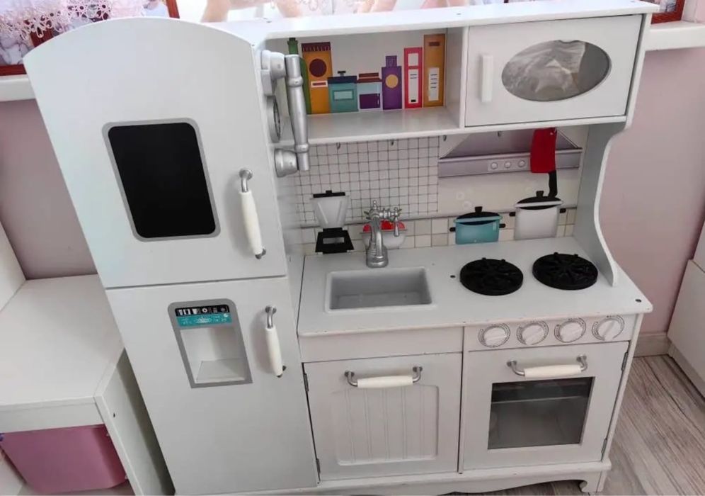 Kuchnia dla dzieci - zestaw z zabawkami