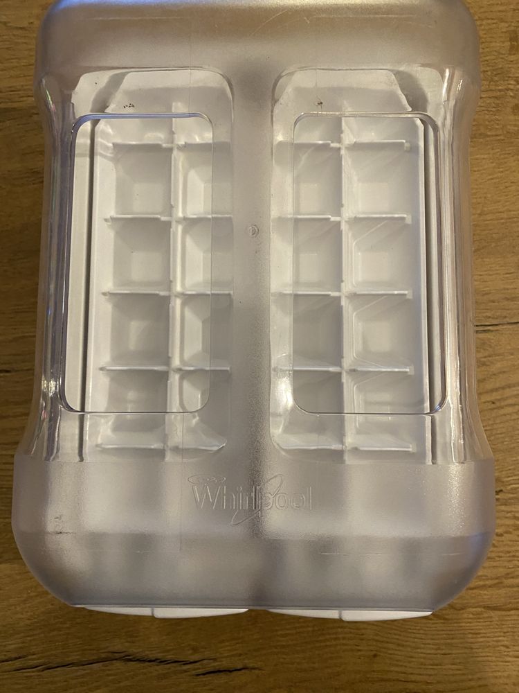 Kostkarka do lodu Whirlpool