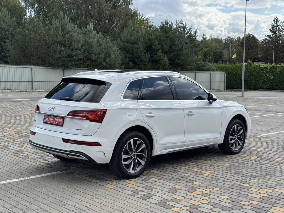Audi Q5 2021 Свіжопригнана гібрид
