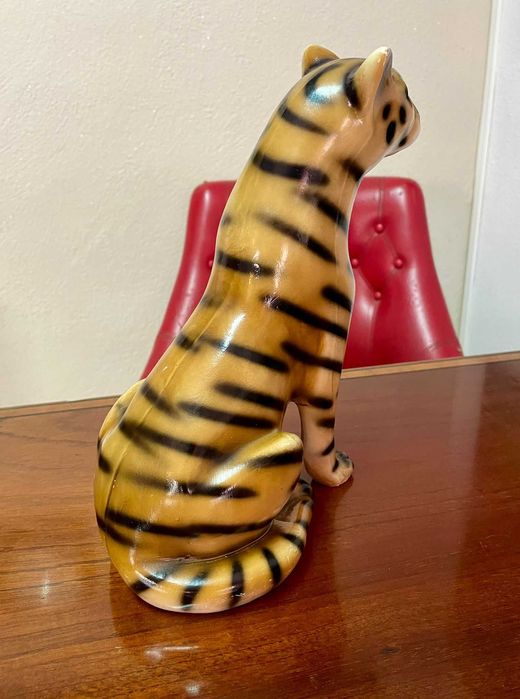 Tigres e outros felinos antigos e vintage