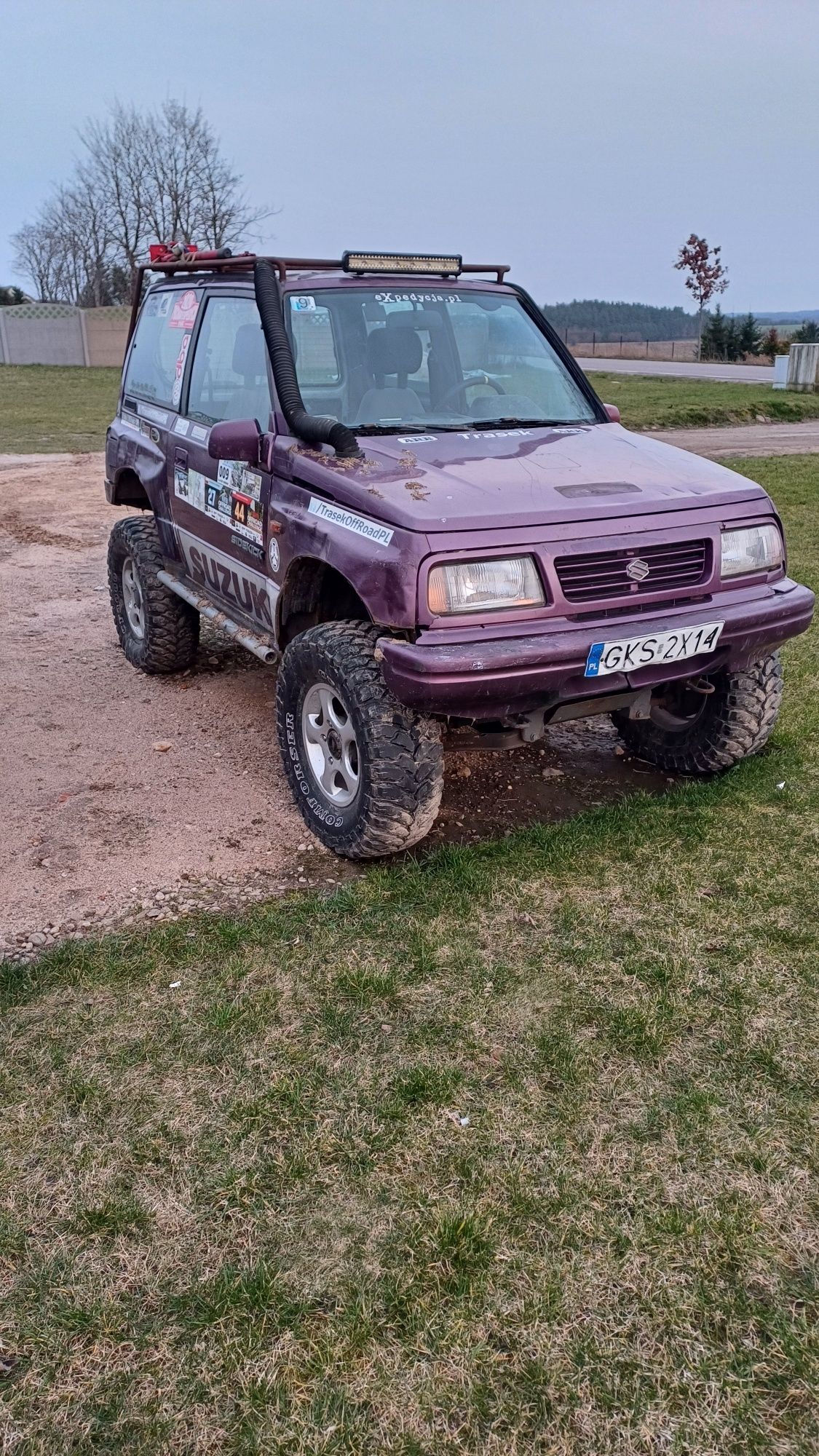 Suzuki Vitara 2.0 V6 4x4 off-road/zmota