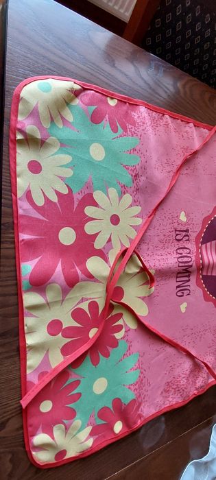 Fartuszek kuchenny kwiaty kolorowe
