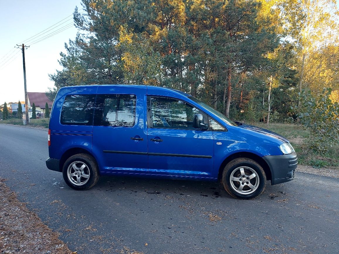 Volkswagen Caddy 1.6 + LPG