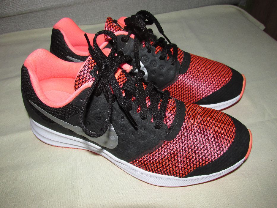 Кроссовки Nike Downshifter 7 38 размера, стелька 24.5-25см Оригинал