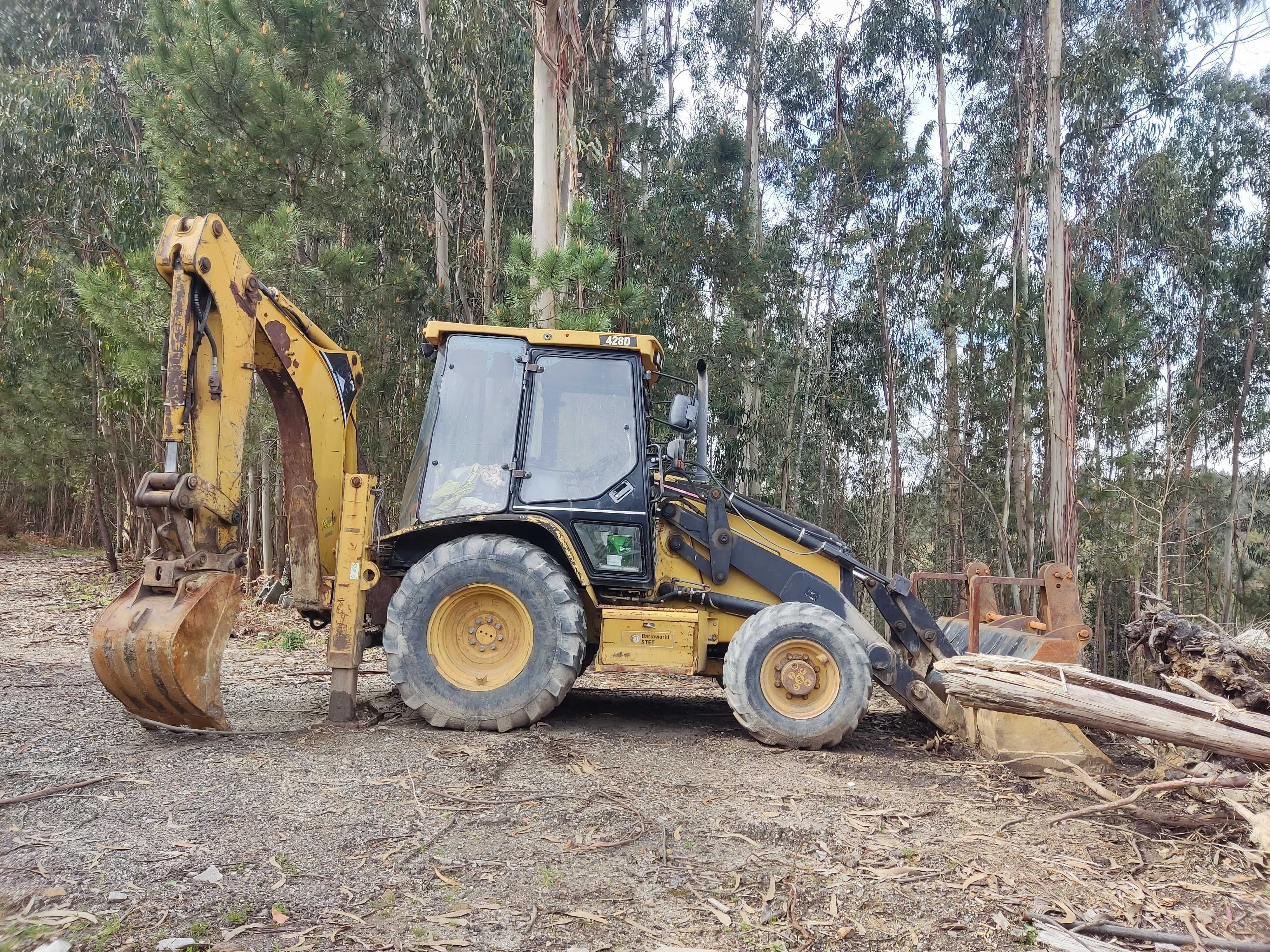 Retroescavadora CAT 428D