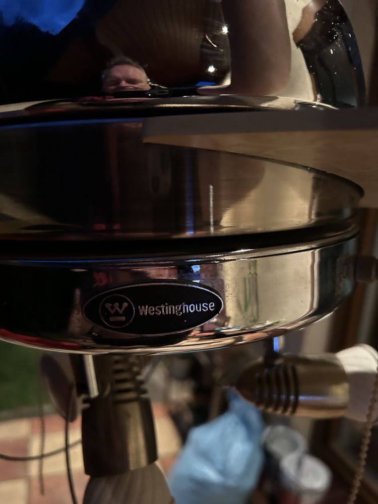 Westinghouse - elegancka lampa, wentylator