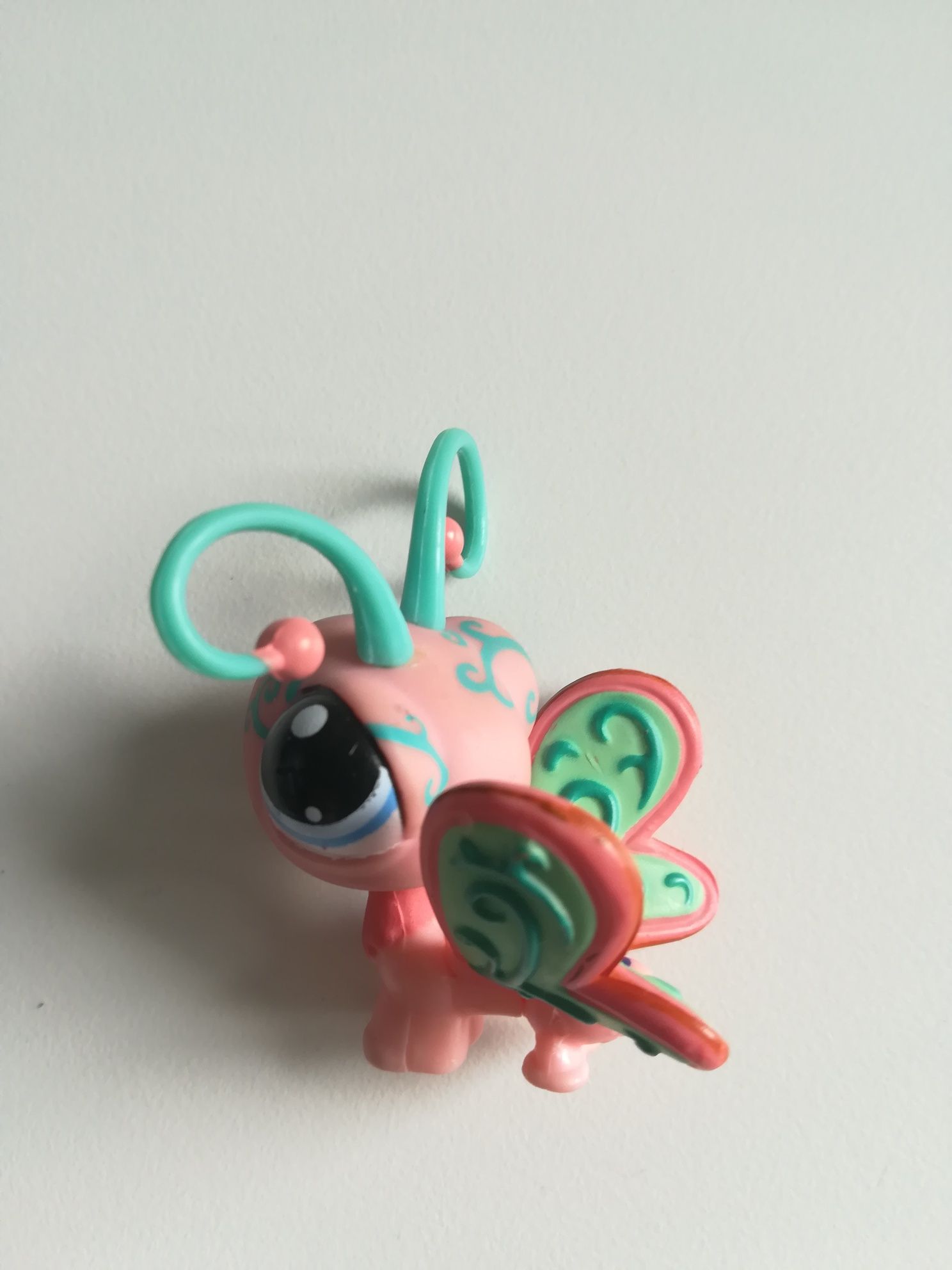 UNIKAT Littlest Pet Shop motyl w zestawie z limitowaną pocztowka