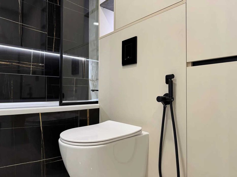 Терміново! Укомплектована двокімнатна поблизу ТРЦ "Veles Mall"