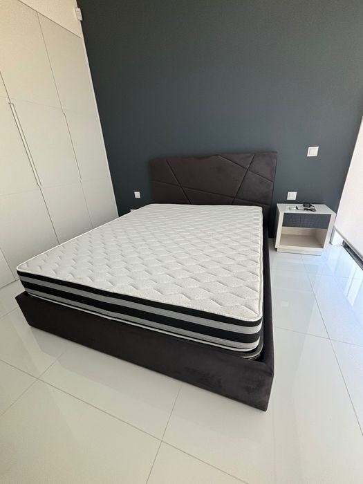 3 Camas  casal com colchão