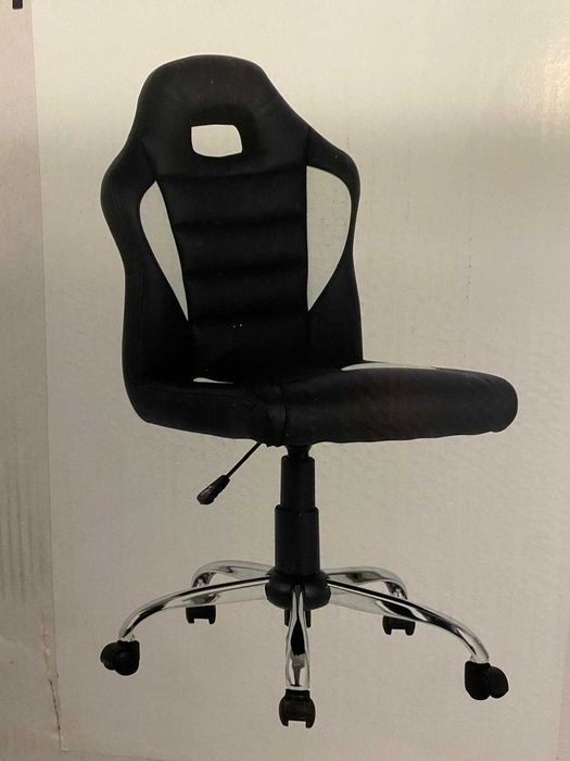 Cadeira de escritório Conforama Já montadas