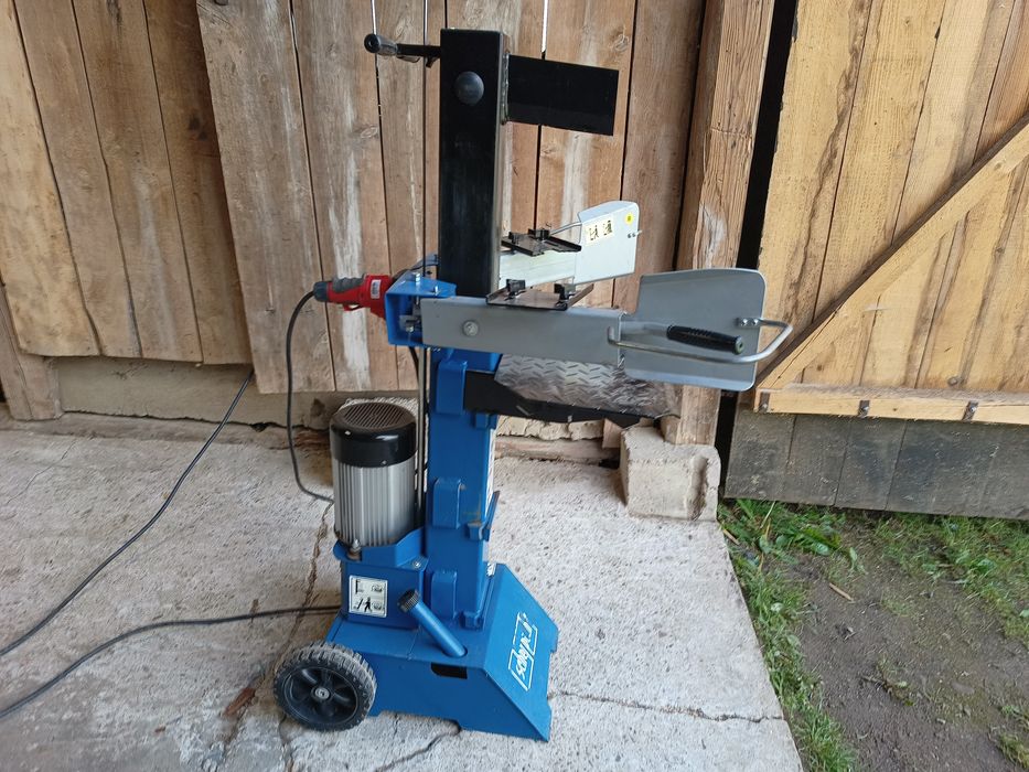 Łuparka hydrauliczna 8T rębak do drewna na siłę 400 Volt