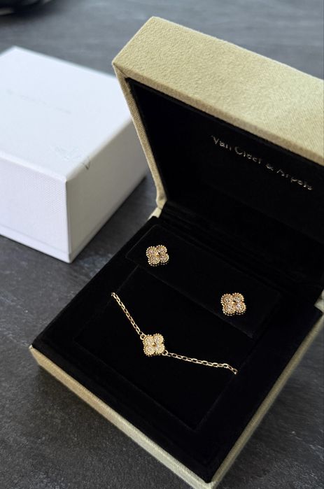 Сережки Van cleef sweet