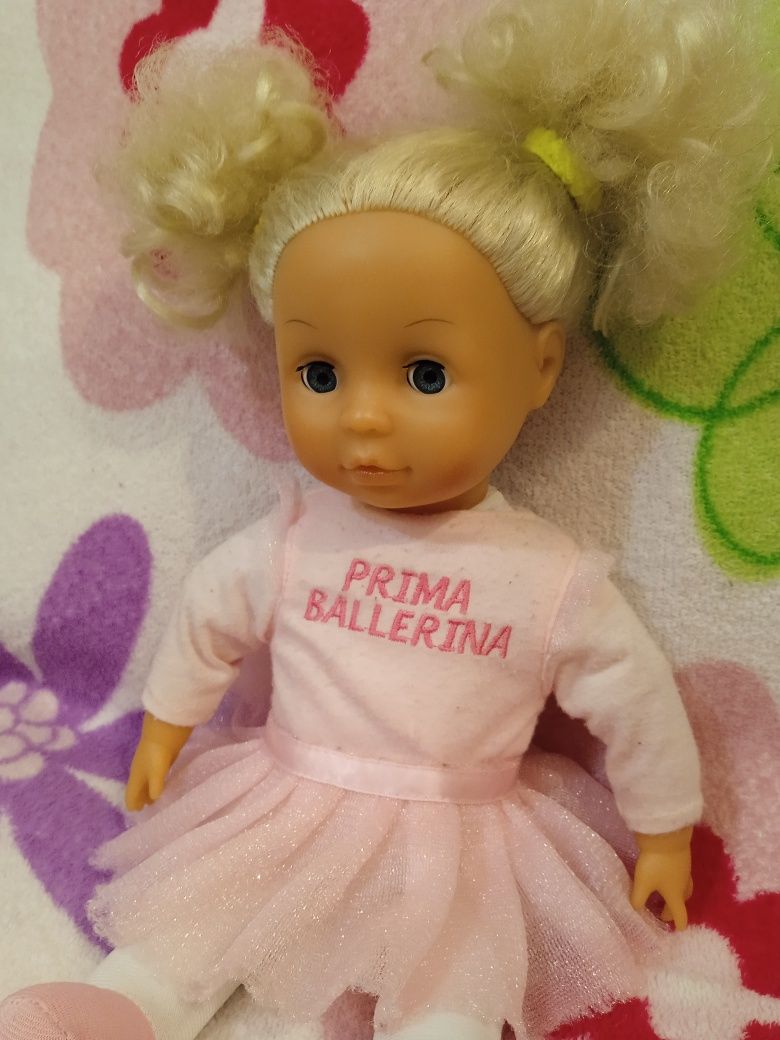 Фирменая ,озвученая  кукла Bayer PRIMA BALLERINA.