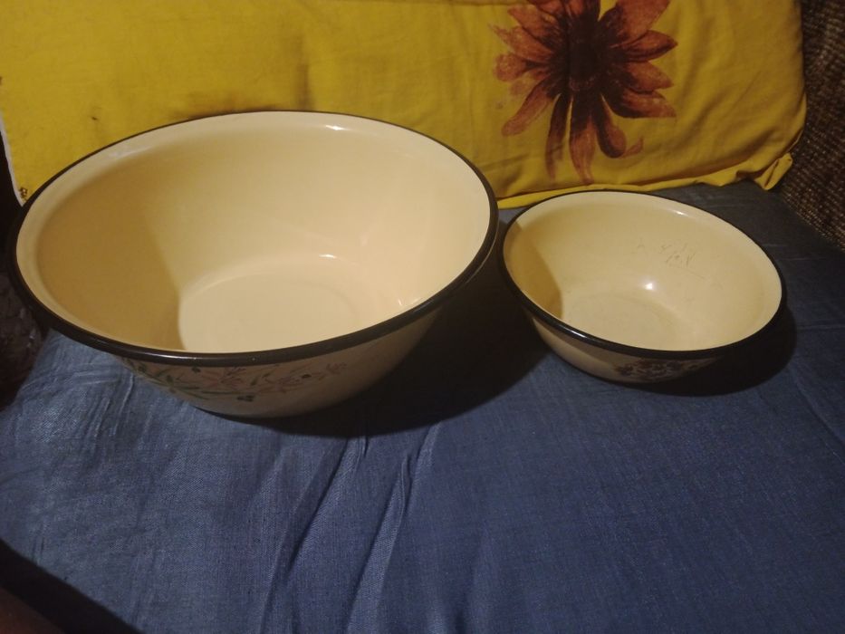 Миска эмалированная 750 мл, 3000 мл времён СССР