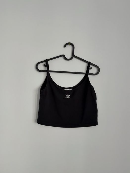 Crop tank top na ramiączkach adidas
