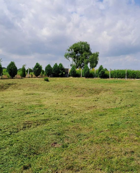 Działka budwl na sprzedaż, widok na las - Uzbrojona - 900 m2