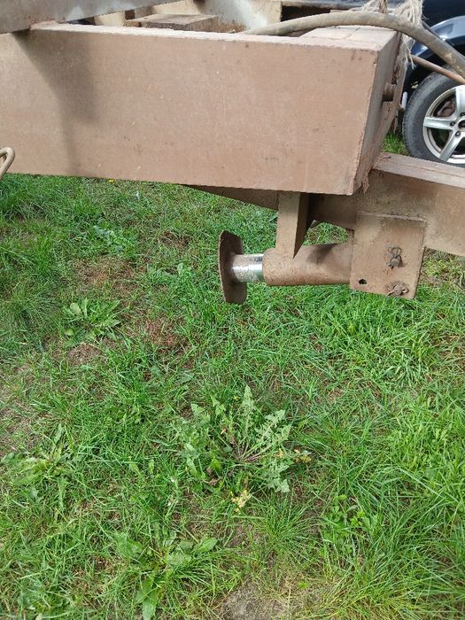VALLET 10t  Przyczepa skorupowa ,resor, własna hydraulika, . Wywrotka
