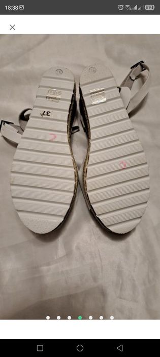 Босоножки из кожзама 37р