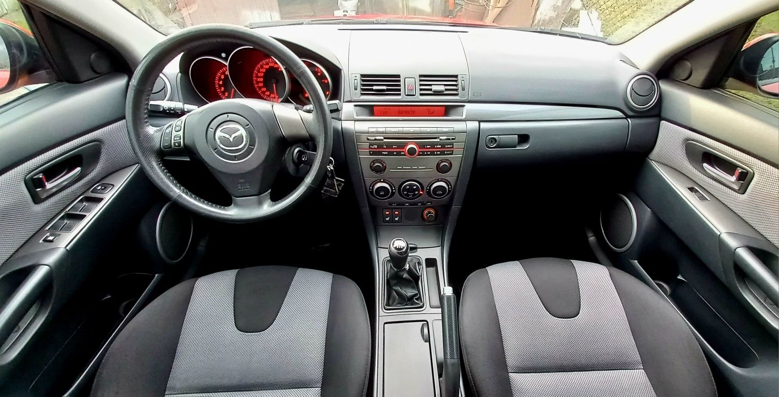 Mazda 3  2007 рік