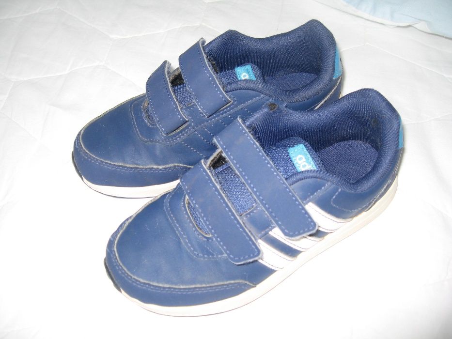 Sapatilhas Adidas T30