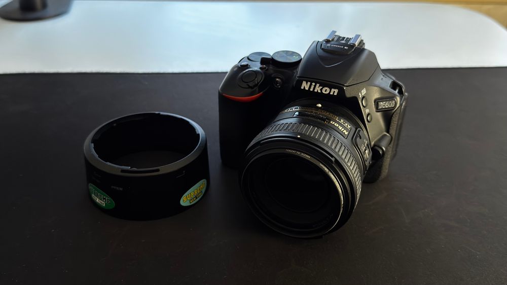 Nikon d5600 obiektyw 50mm nikkor + kitowy